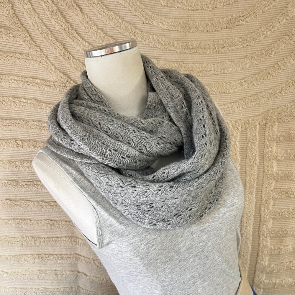 Celeste Cashmere Blend Infinity Scarf